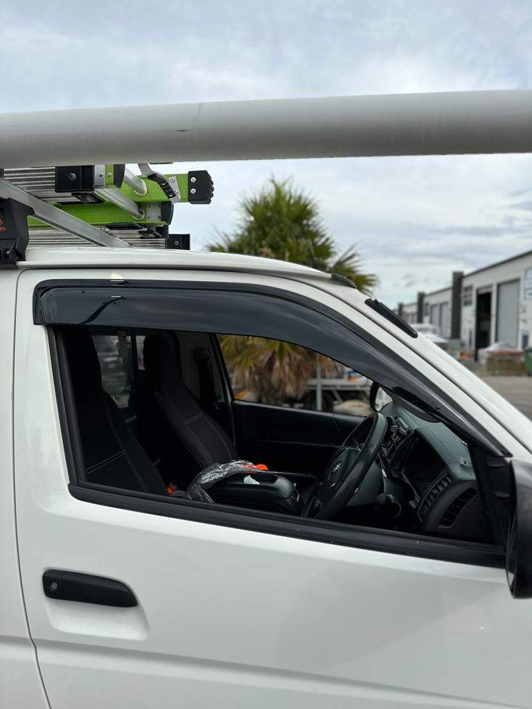 TOYOTA HIACE 2004 - 2018 Window Visors | Weather Shields