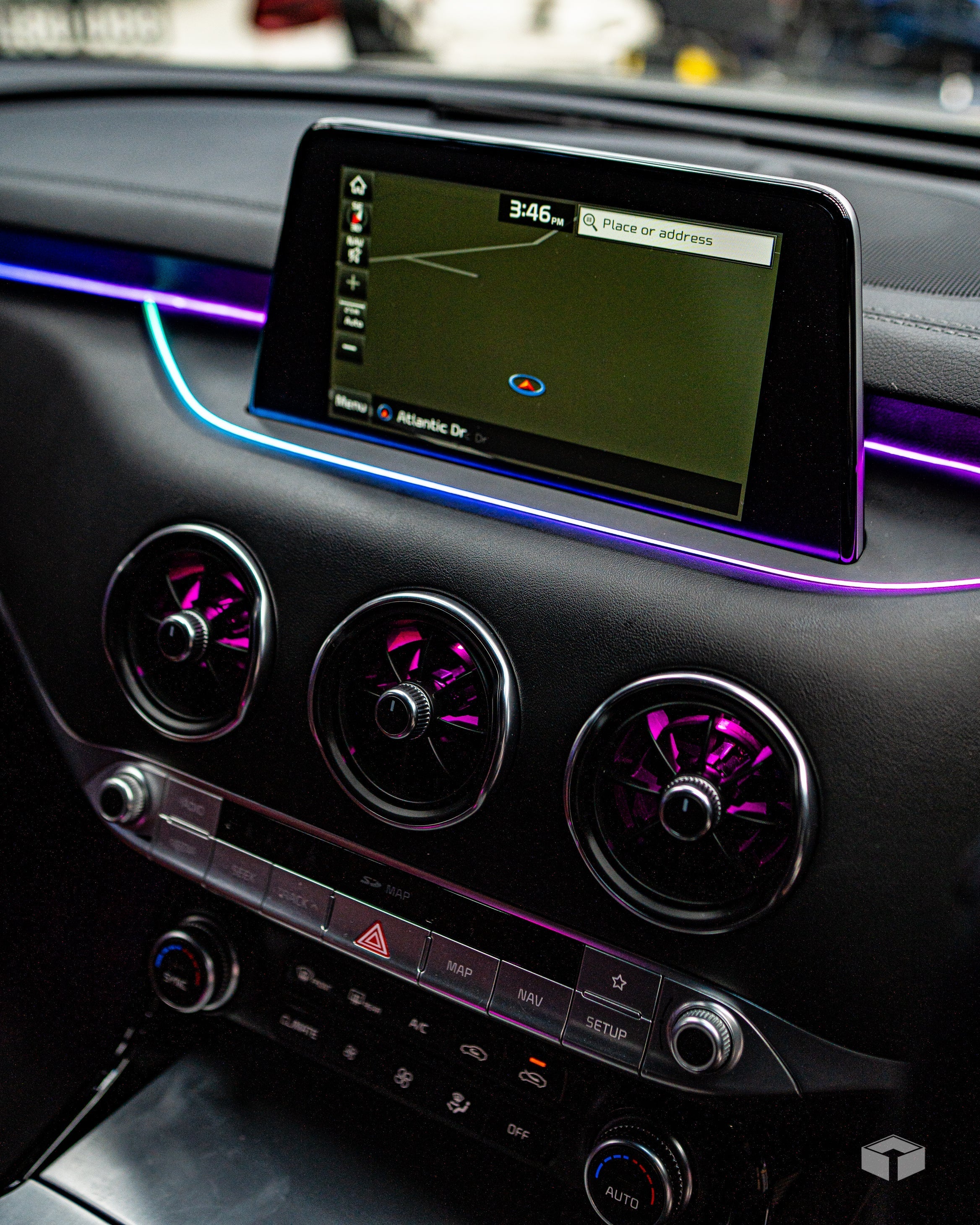 CAR INTERIOR AMBIENCE+ : RGB FLOW AMBIENT LIGHTING KIT