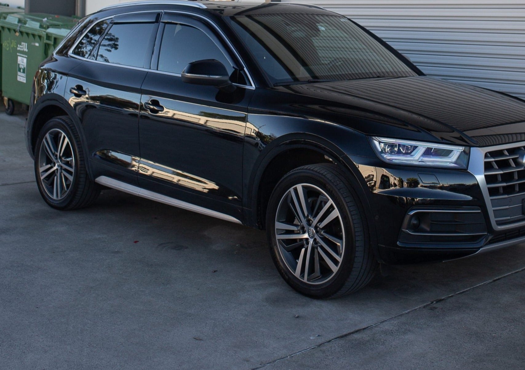 Audi Q5 2018+ (Set) Window Visors | Weather Shields