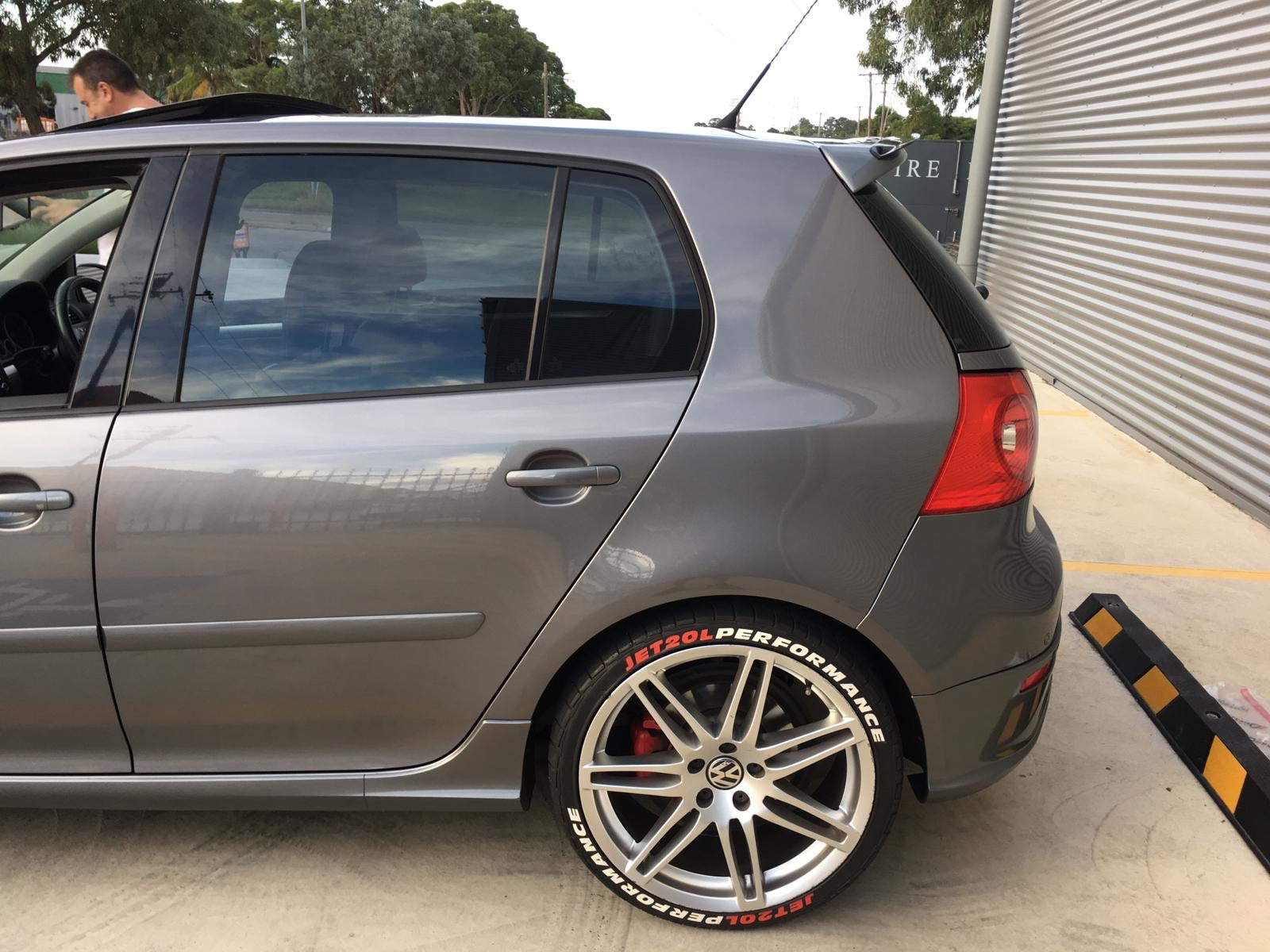 Maxton Design VW Golf Mk5 GTI Spoiler Cap