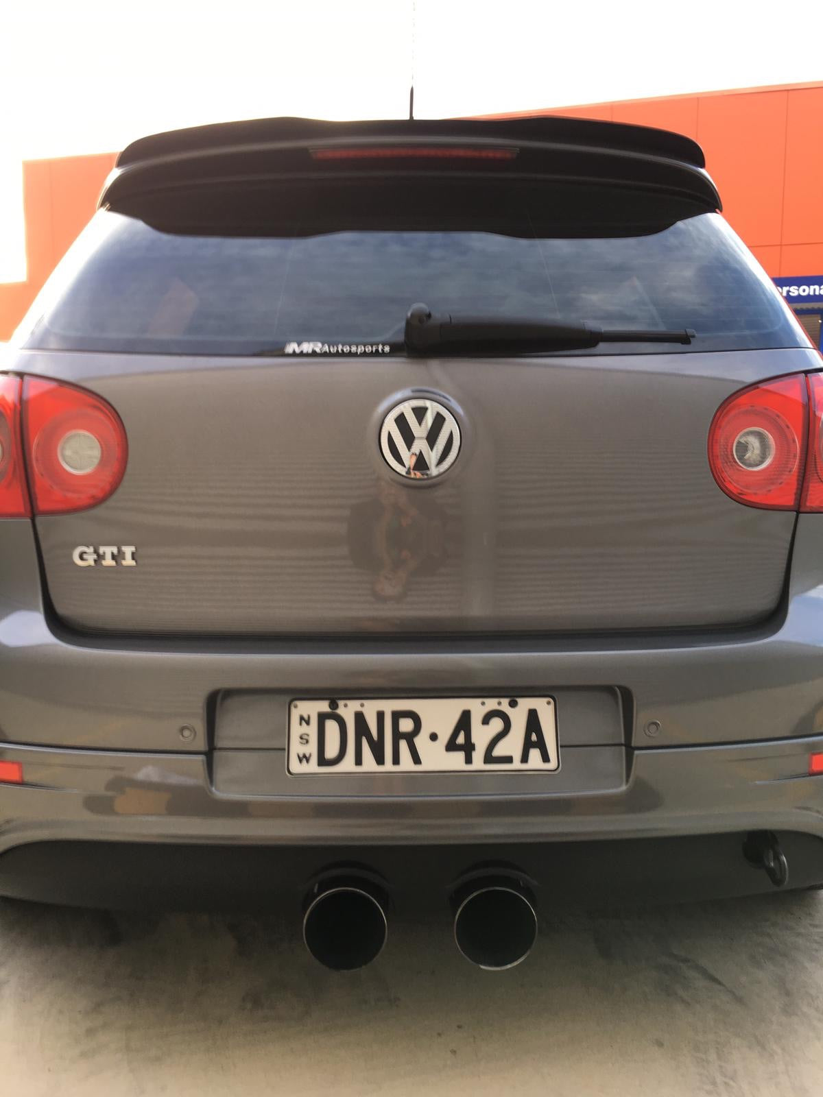 Maxton Design VW Golf Mk5 GTI Spoiler Cap